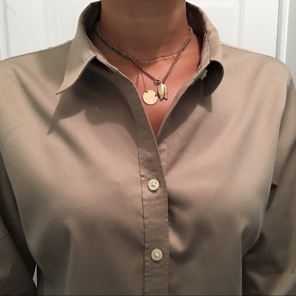 Beautiful Button-Down - Picture 4 of 8